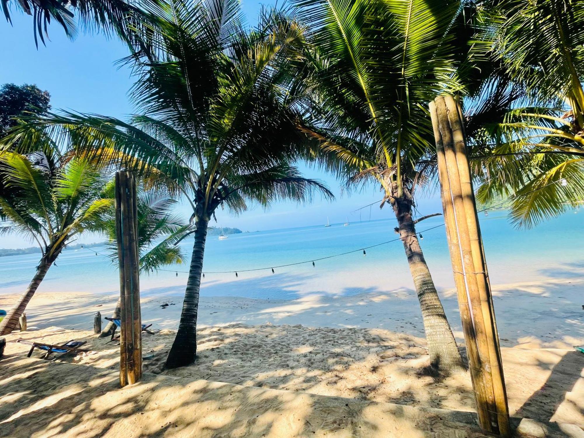 Sunny Cove Beach Resort Koh Phayam Ranong Exterior foto
