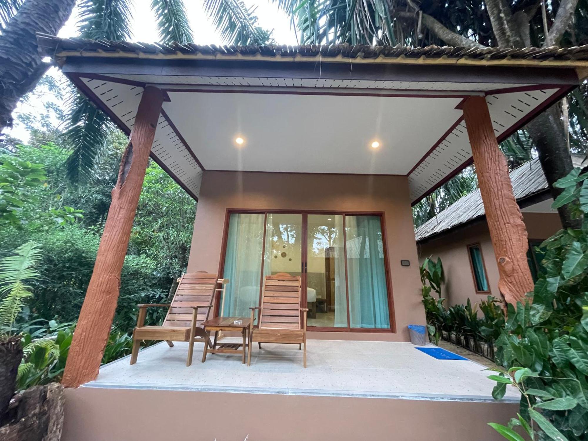 Sunny Cove Beach Resort Koh Phayam Ranong Exterior foto