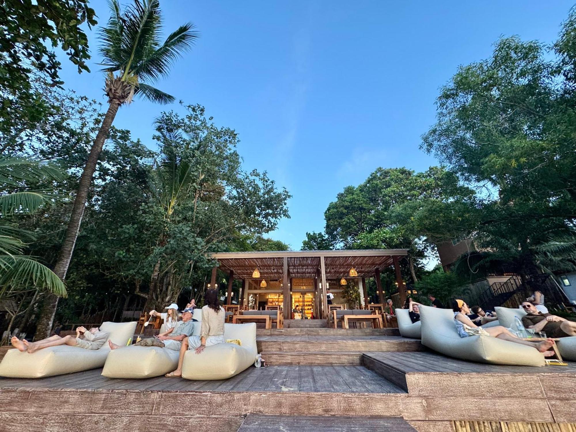 Sunny Cove Beach Resort Koh Phayam Ranong Exterior foto