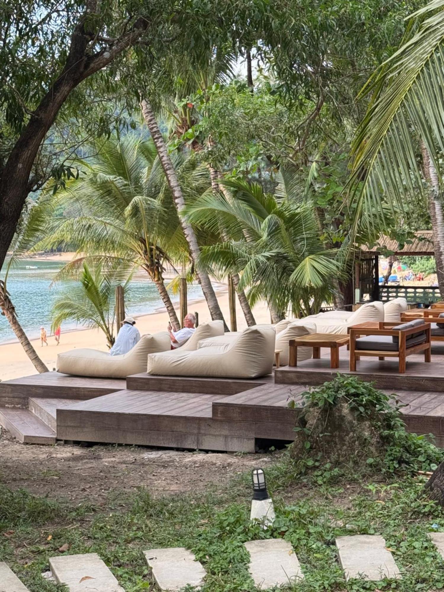 Sunny Cove Beach Resort Koh Phayam Ranong Exterior foto