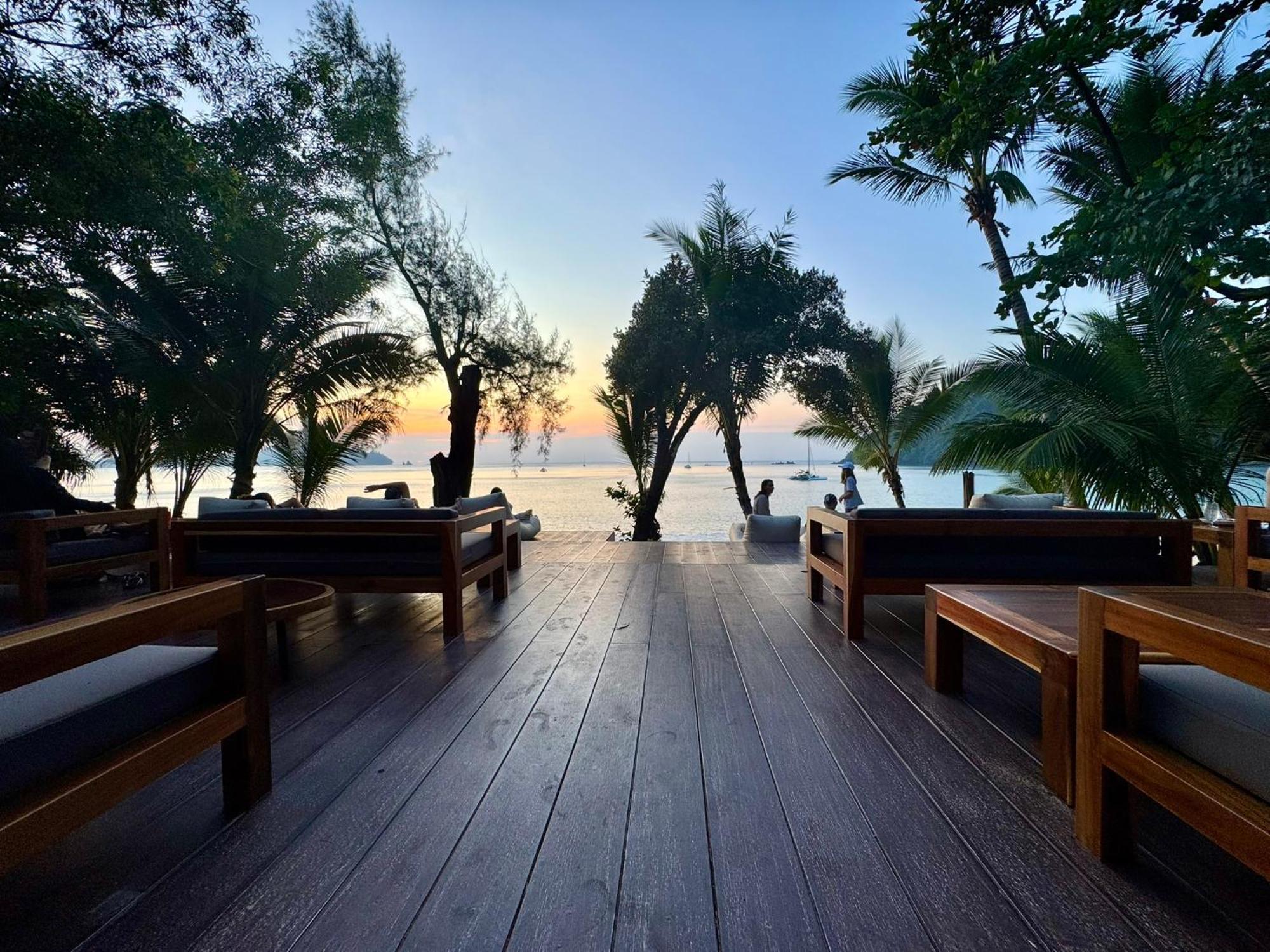 Sunny Cove Beach Resort Koh Phayam Ranong Exterior foto